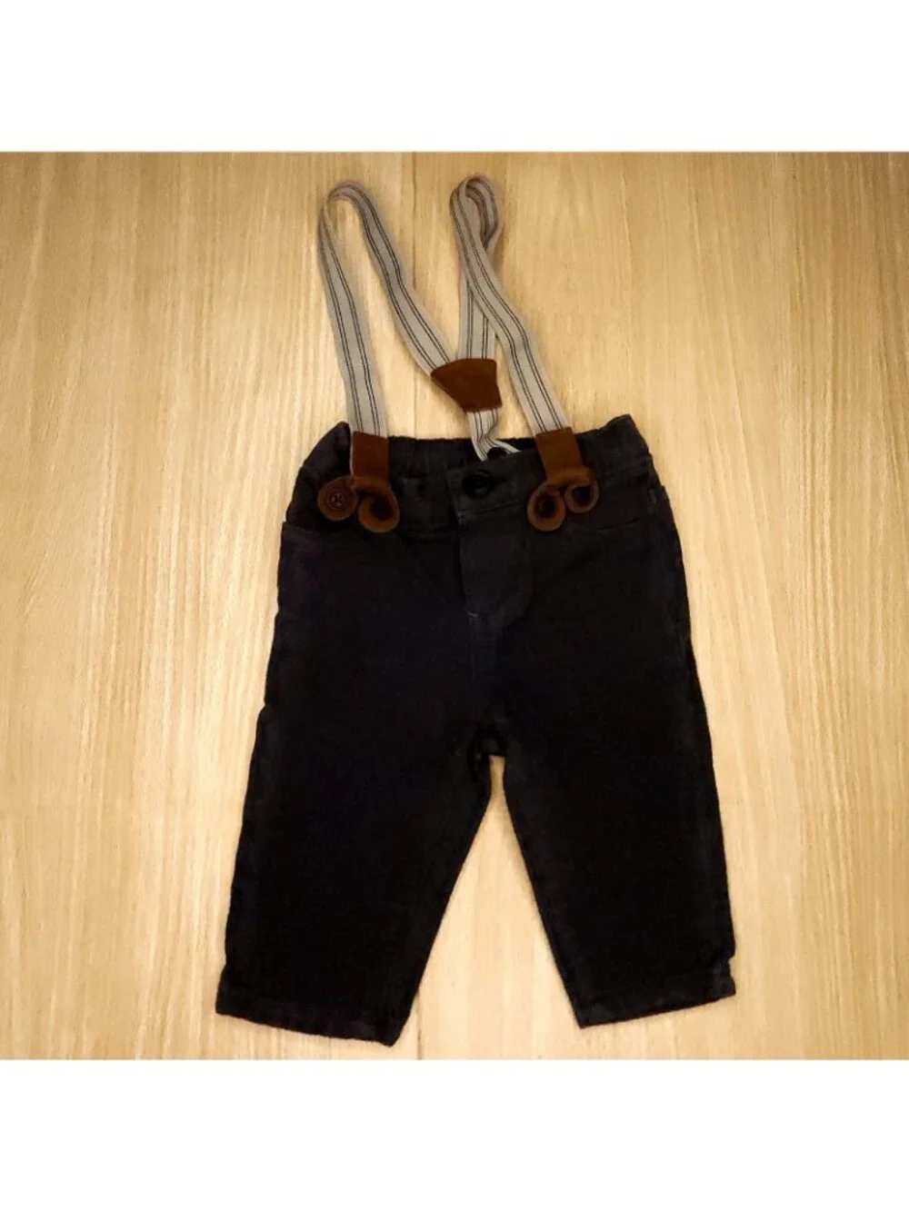 Osh Kosh B'gosh Infant Boys Grey Faded Look Pants With Suspenders 0-3 Months
